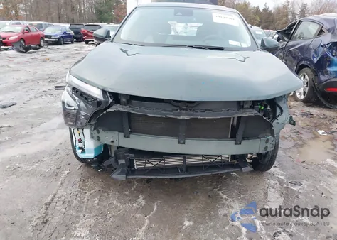 2025 Chevrolet Trax Fwd Ls z USA, uszkodzony, nr VIN KL77LFEP8SC115085